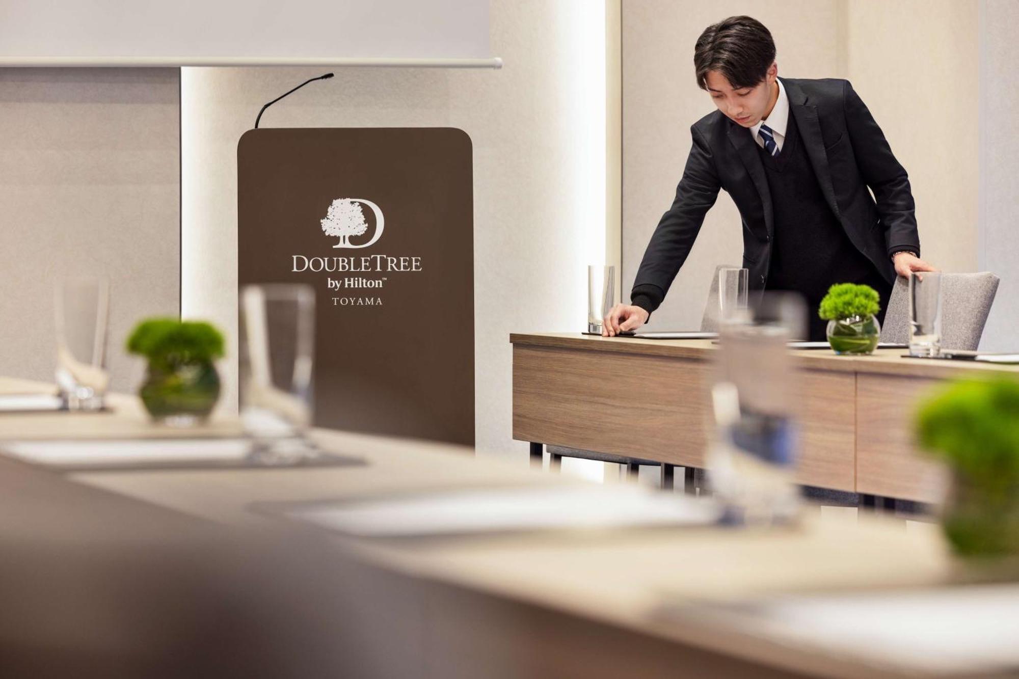 Doubletree By Hilton Toyama 호텔 외부 사진
