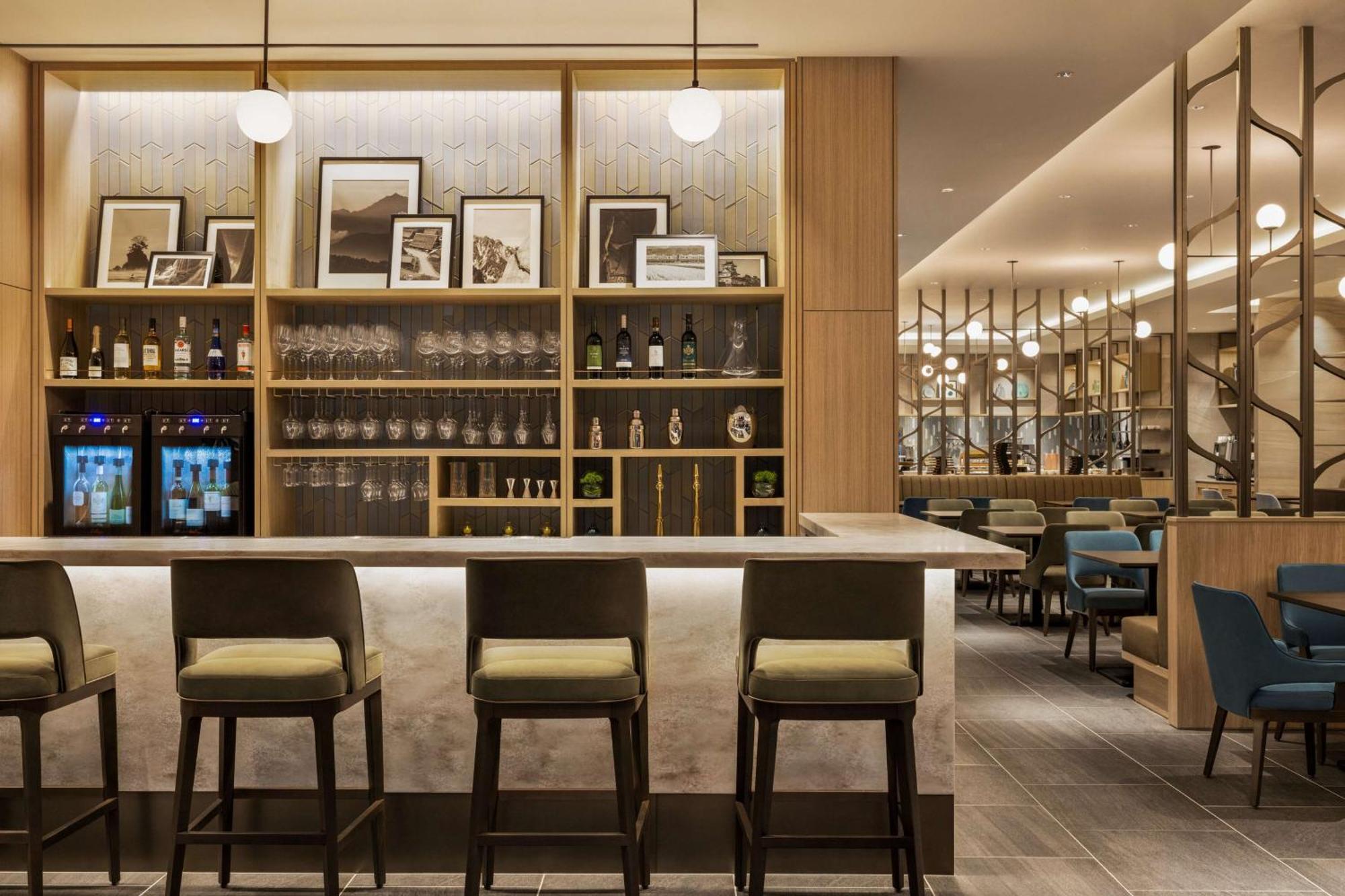 Doubletree By Hilton Toyama 호텔 외부 사진